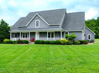 2435 Freedom Ln, Zanesville, OH 43701