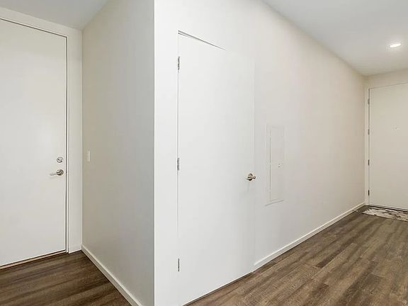 4th image of 31131 Black Eagle Dr #201B