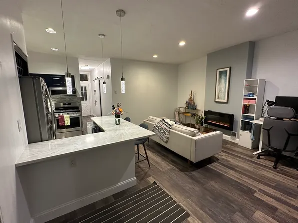40-40A Newbern St, Jamaica Plain, MA 02130