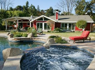 6136 Chesebro Rd, Agoura Hills, CA 91301