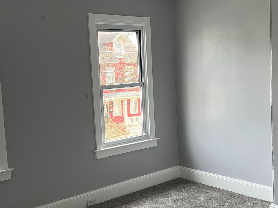 2nd image of 61 Schley St APT 1