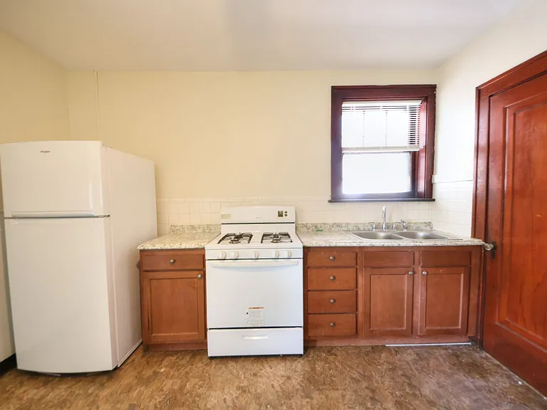 6230-6232 Columbia Ave. — Photo 19