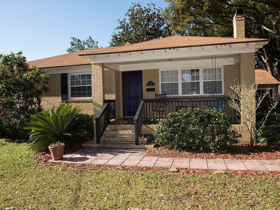 1st image of 4524 Rosewood Ave