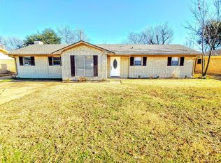 3201 N Calais St, Sherman, TX 75090