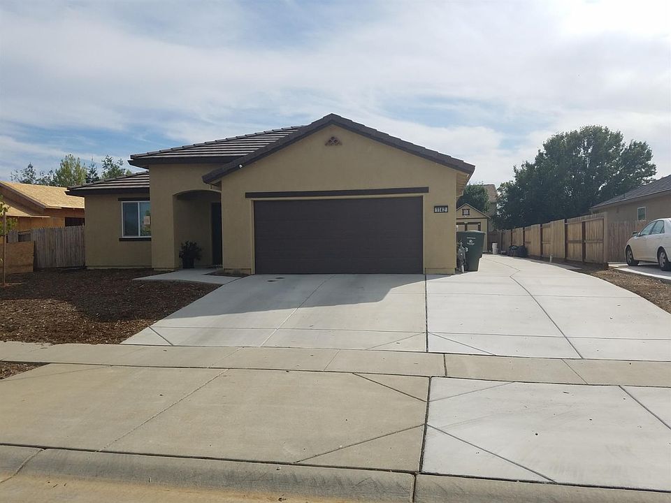 2nd image of 1142 Skyline Ct