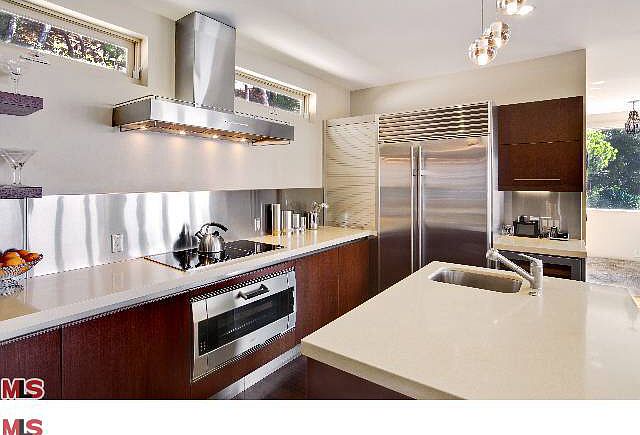 2nd image of 18126 Coastline Dr