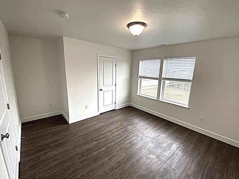 309 E Sicily Dr — Photo 23