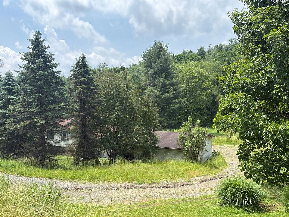 1st image of 810 Harmony Rd