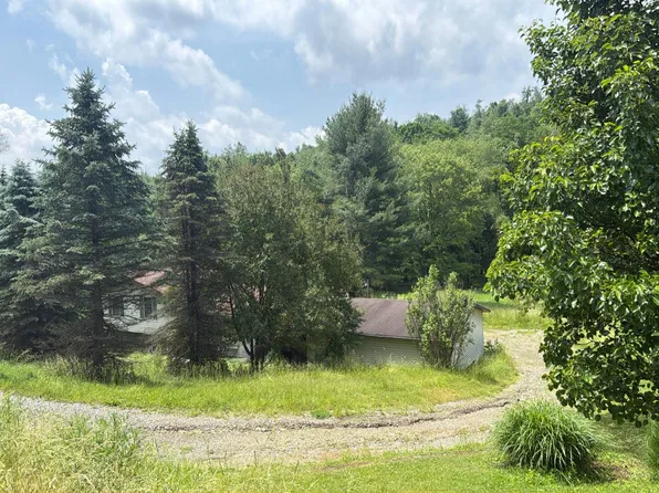 810 Harmony Rd, Punxsutawney, PA 15767