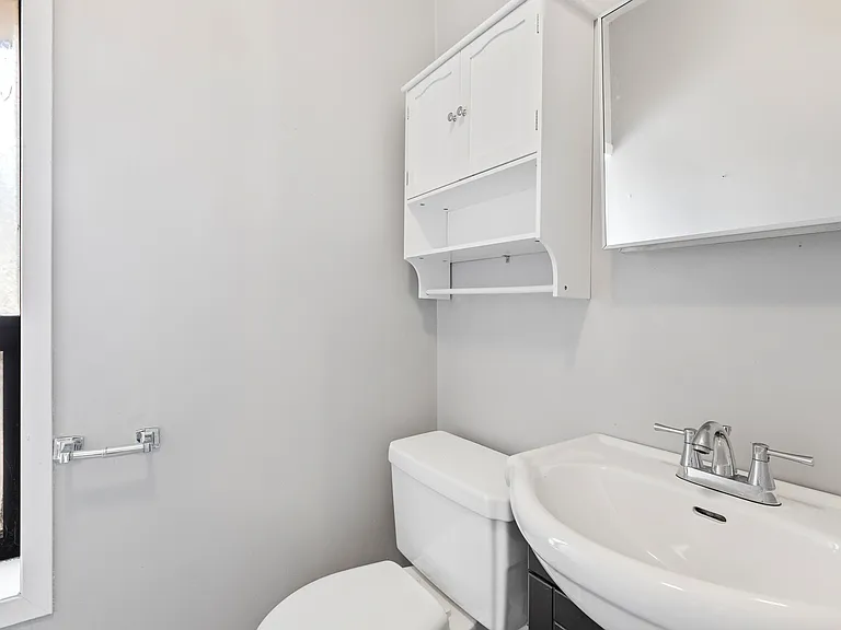 455 Somerset St W #2 — Photo 42