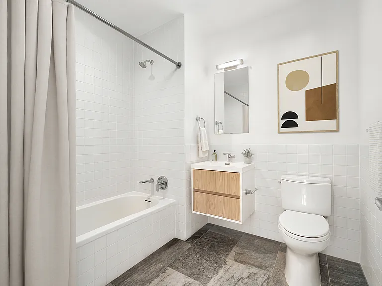 868 Lorimer St #2B — Photo 9