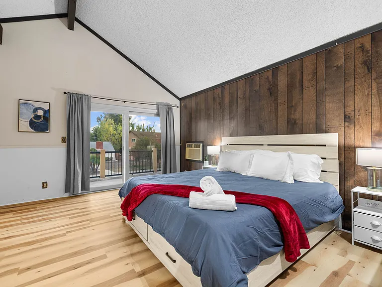 8916 Capricorn Way — Photo 46