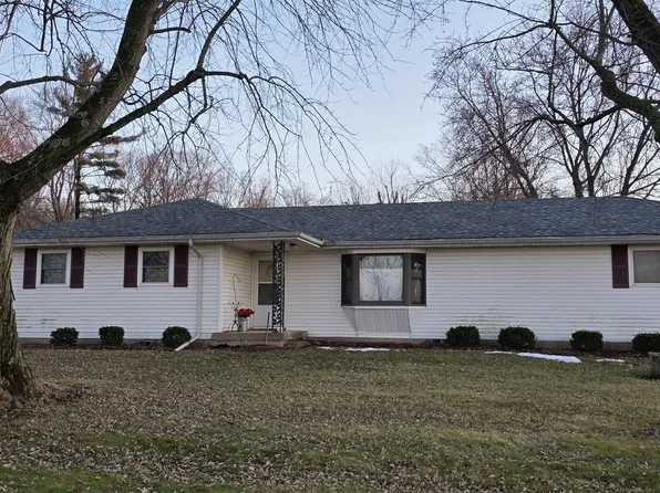 990 E Wellsview Rd, Connersville, IN 47331