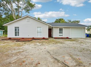 6434 Rannock Dr, Fayetteville, NC 28304