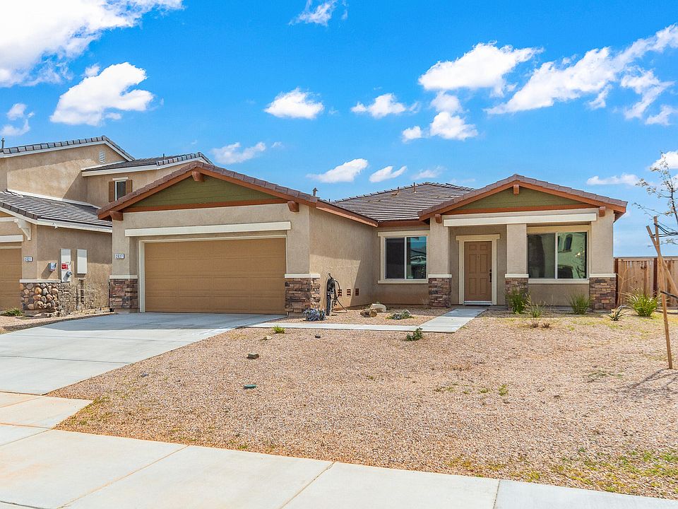 1st image of 2827 La Calle Audaz Ave