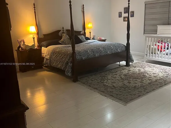 7521 SW 57th Ter, Miami, FL 33143