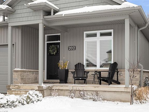 3rd image of 202 Timber Trail Rd