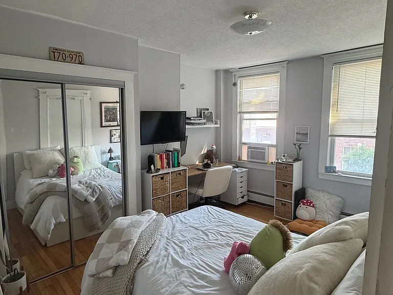 66 Russell St #1 — Photo 21