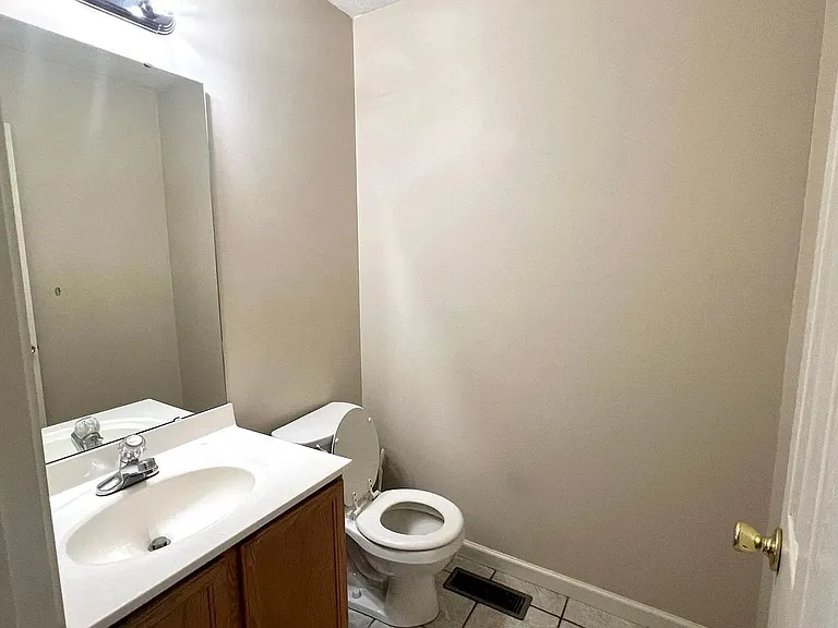 40-42 Cabernet Ct — Photo 5