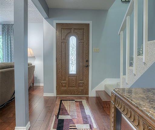 3rd image of 1719 E Lake Dr