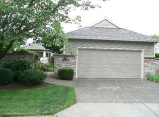 32590 SW Arbor Lake Dr, Wilsonville, OR 97070