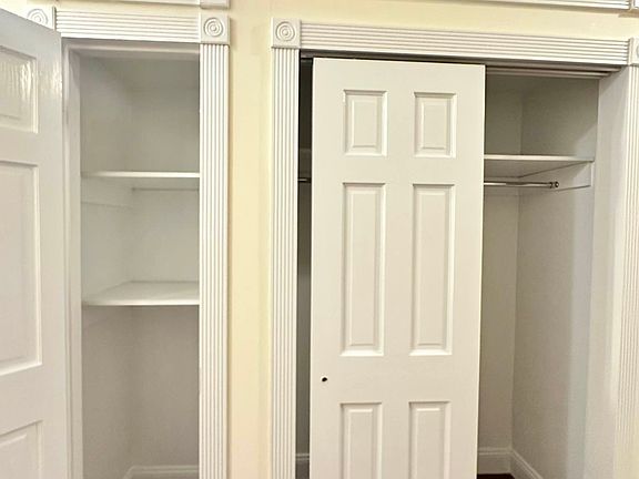 5th image of 449 W 43rd St #1T