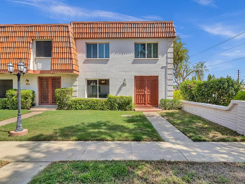3950 N Granite Reef Rd