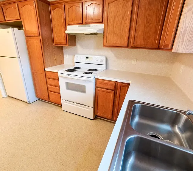 640 Canada St #2 — Photo 1