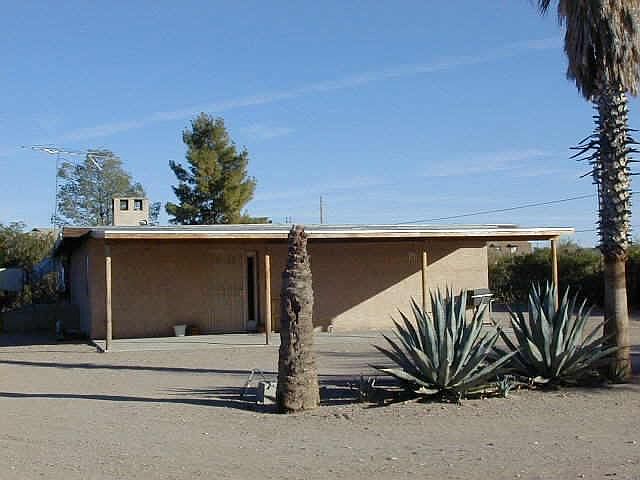 2nd image of 42850 N US Highway 60 --