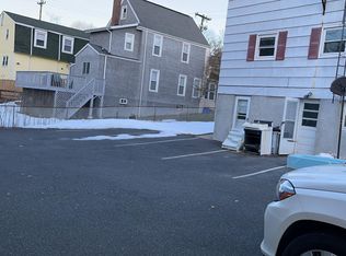 29 2nd St, Dover, NJ 07801