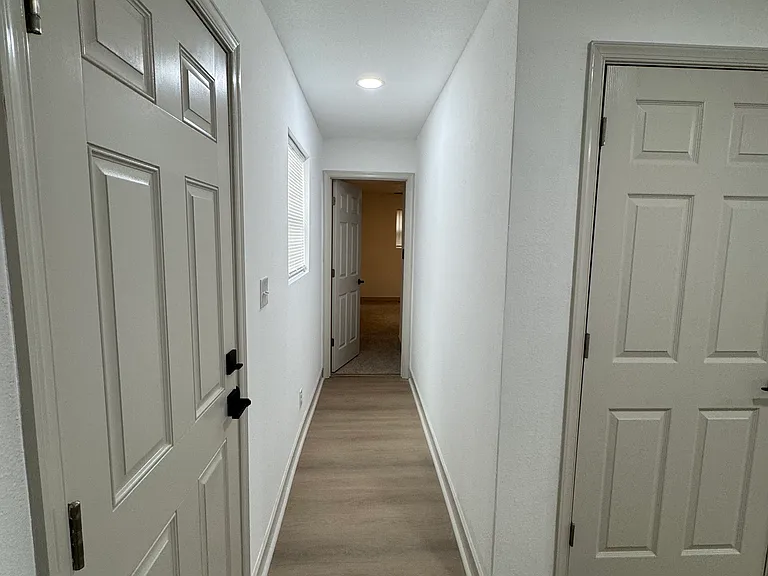 213 Ivey St — Photo 15