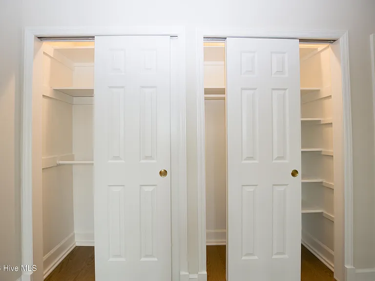 131 Racquet Ln — Photo 42