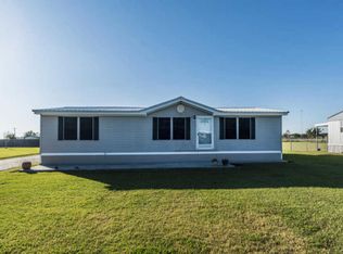 121 Racetrack Ln, Rayne, LA 70578