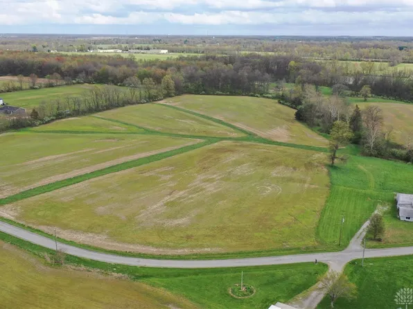 294AC Collins Riley Rd, Blanchester, OH 45107