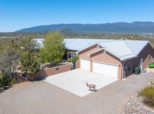 29 Conquest Ct, Sandia Park, NM 87047