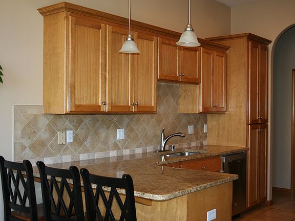 3rd image of 3319 W Canyon Lakes Dr