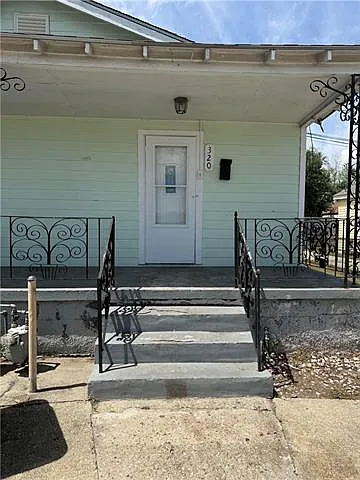 320 Marrero Rd Photo 1