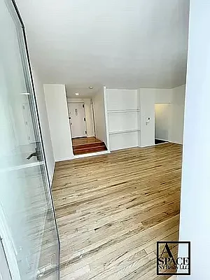 Rented by A Space Realty NY LLC | media 10