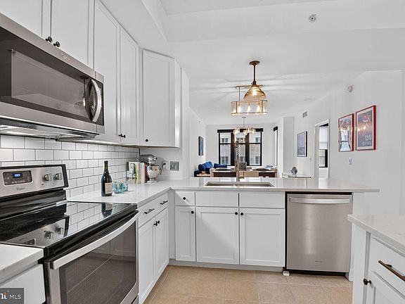 5th image of 400 Massachusetts Ave NW APT 505