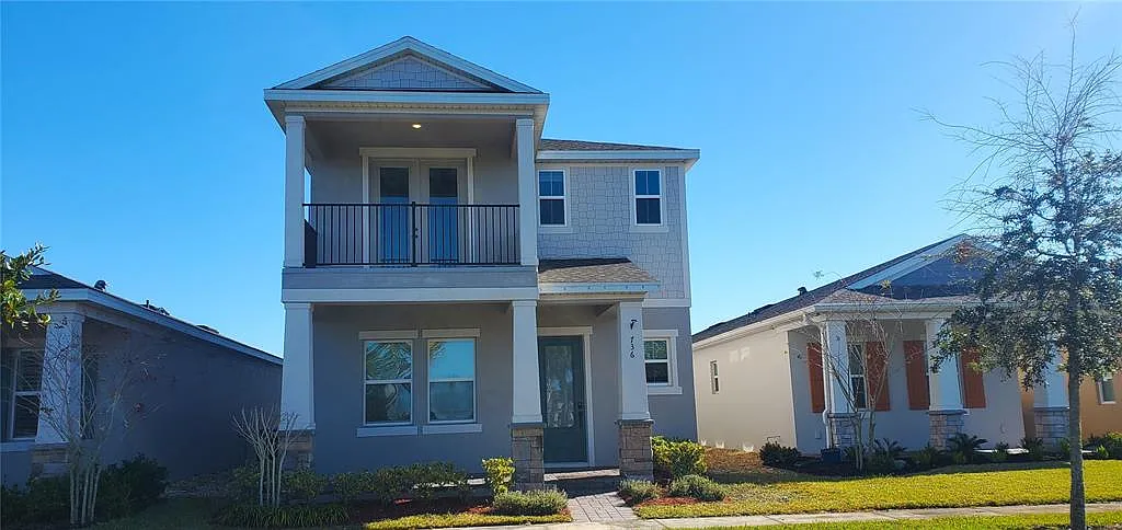 4 bed, 3.0 bath, 2500 sqft, $2,990 — Photo 2