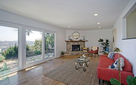 5th image of 2064 Panamint Dr