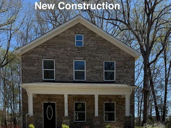 4739 Whispering Oaks Dr, Charlotte, NC 28213