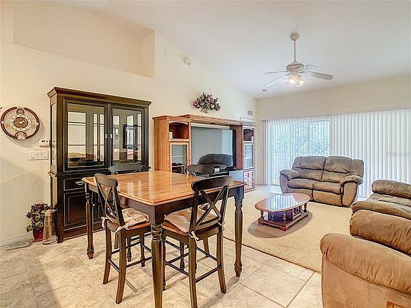 4th image of 5439 Admiral Way #7