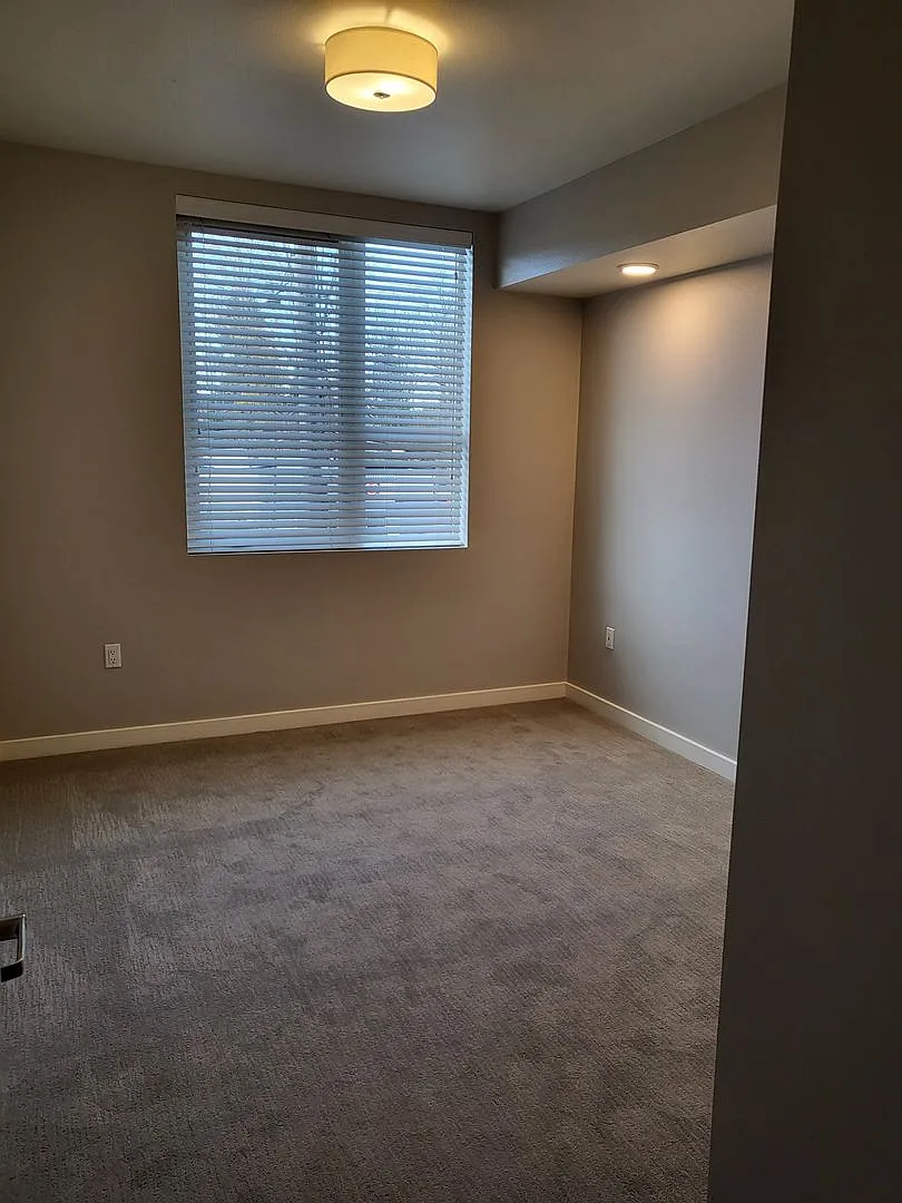 Pacific Ridge Apartments — Photo 3