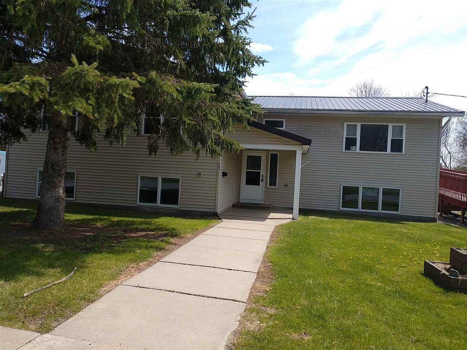 1st image of 21 Bernard Ave