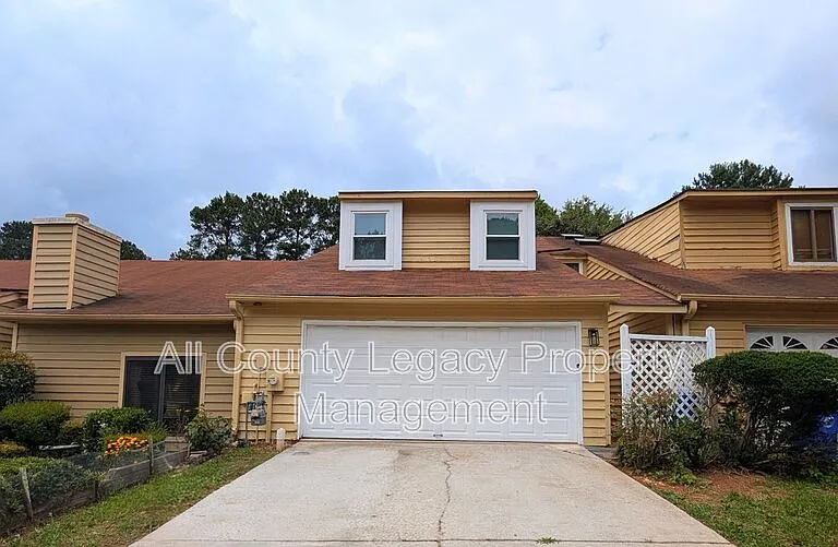 1609 Burnstone Dr — Photo 1