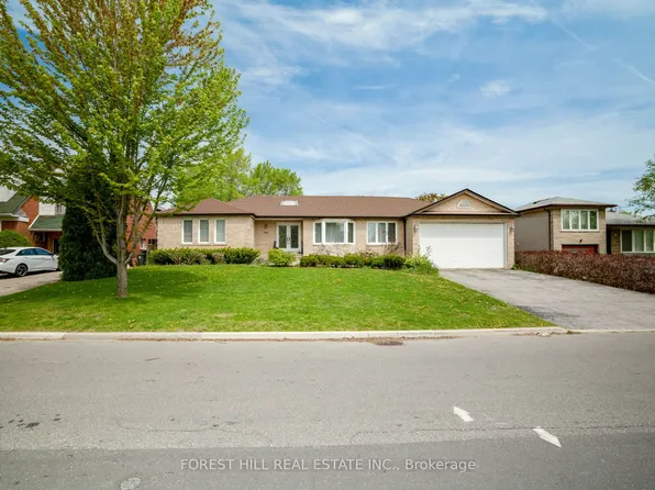 244 Waterloo Ave, Toronto, ON M3H 3Z4