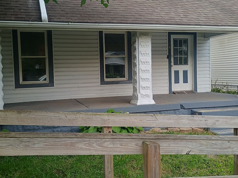 2nd image of 640 N Exeter Ave
