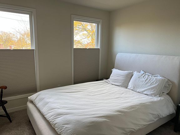 Master bedroom with queen bed.