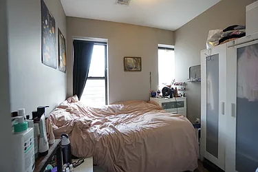 Rented by Rennit Inc.